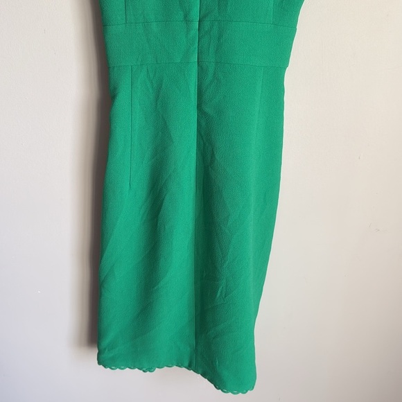 NEW Trina Turk Cross Neck Cocktail Sheath Dress 6 - Picture 8 of 11